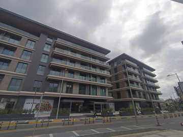 Exterior 5