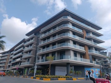 Exterior 1