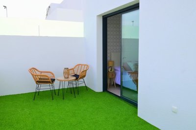 Exterior 13