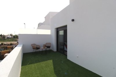 Exterior 4