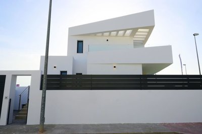 Exterior 5