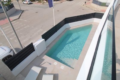 Exterior 6