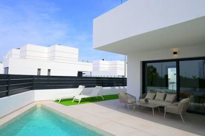 Exterior 9