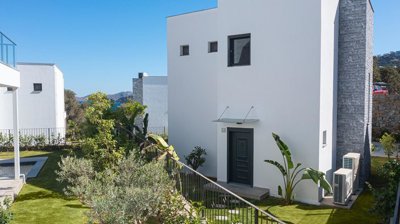 Exterior 8