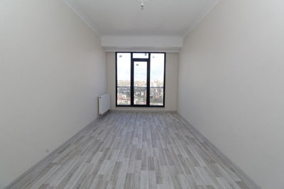Interior 6