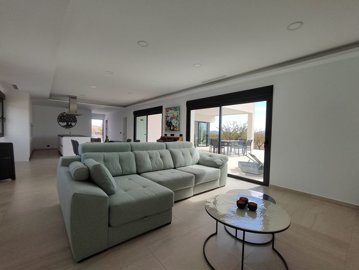 Interior 3