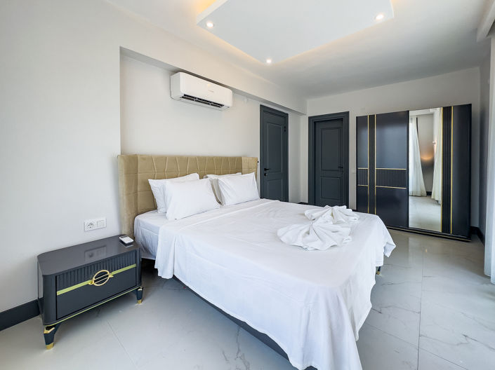 Image No.14-4 Bed House/Villa for sale