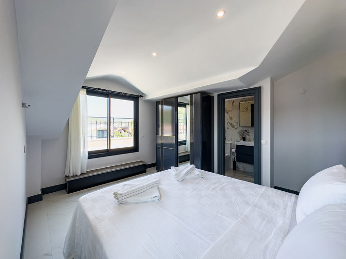 Image No.16-4 Bed House/Villa for sale