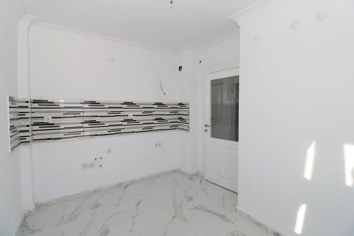 Image No.10-1 Bed Apartment for sale