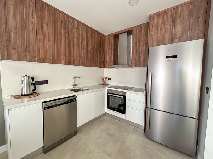 Image No.22-3 Bed Apartment for sale