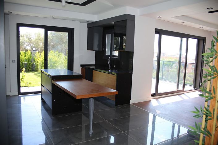 Image No.24-6 Bed House/Villa for sale