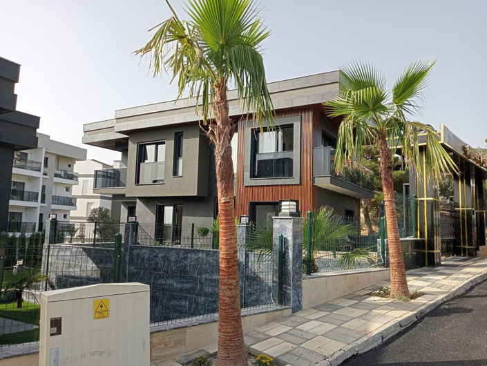 Image No.3-6 Bed House/Villa for sale