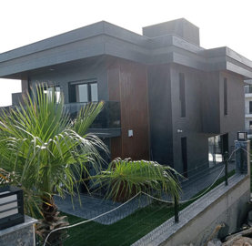 Exterior 4