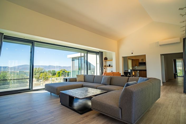 Image No.18-5 Bed House/Villa for sale