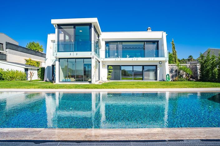 Image No.2-5 Bed House/Villa for sale