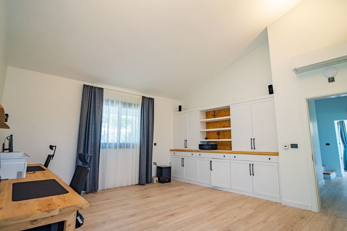 Image No.54-5 Bed House/Villa for sale