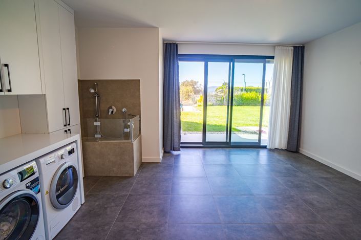 Image No.56-5 Bed House/Villa for sale