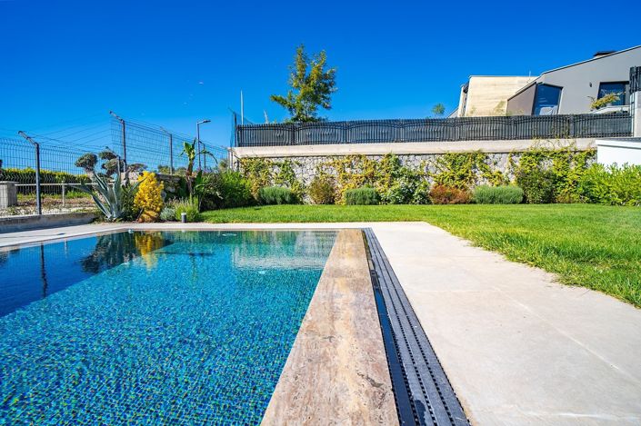 Image No.7-5 Bed House/Villa for sale