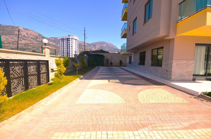 Image No.15-3 Bed Apartment for sale