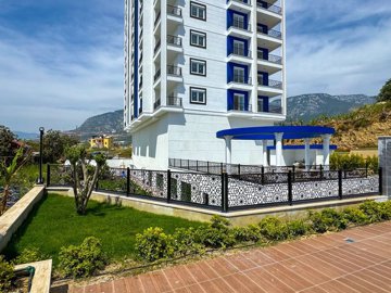 Exterior 6