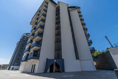 Exterior 13
