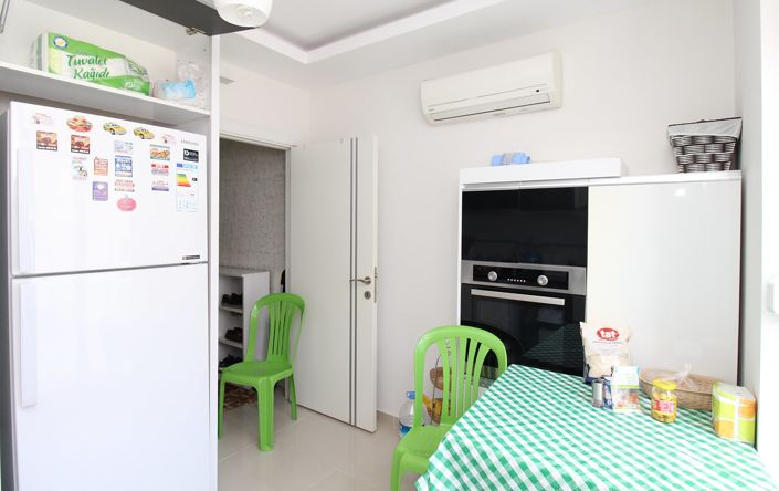 Image No.16-4 Bed Apartment for sale