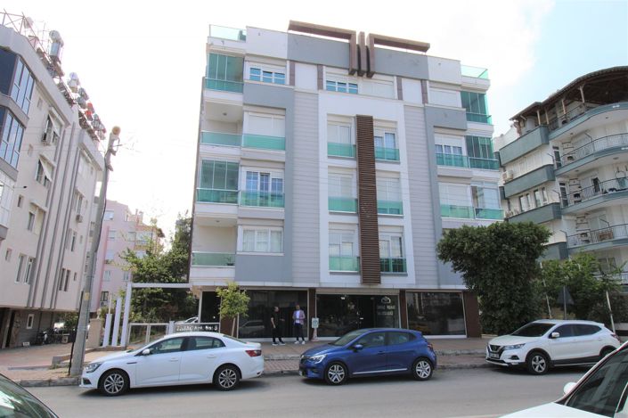 Image No.2-4 Bed Apartment for sale