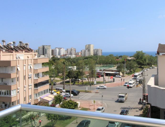 Image No.30-4 Bed Apartment for sale