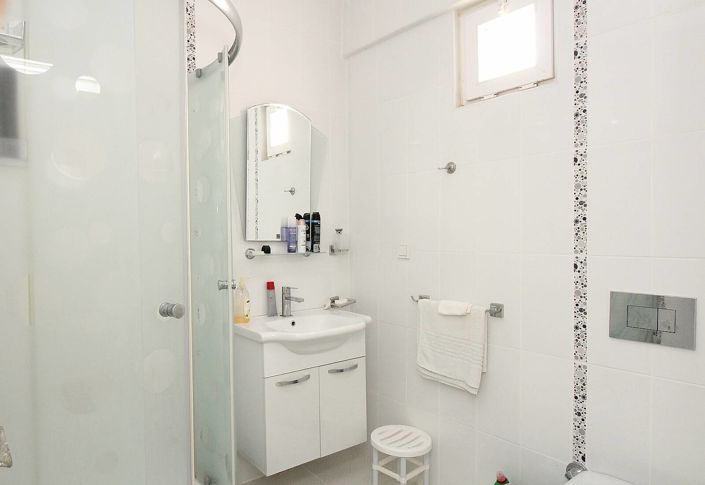 Image No.15-4 Bed House/Villa for sale