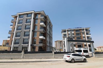 Exterior 4