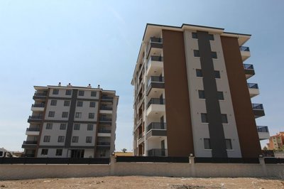Exterior 6