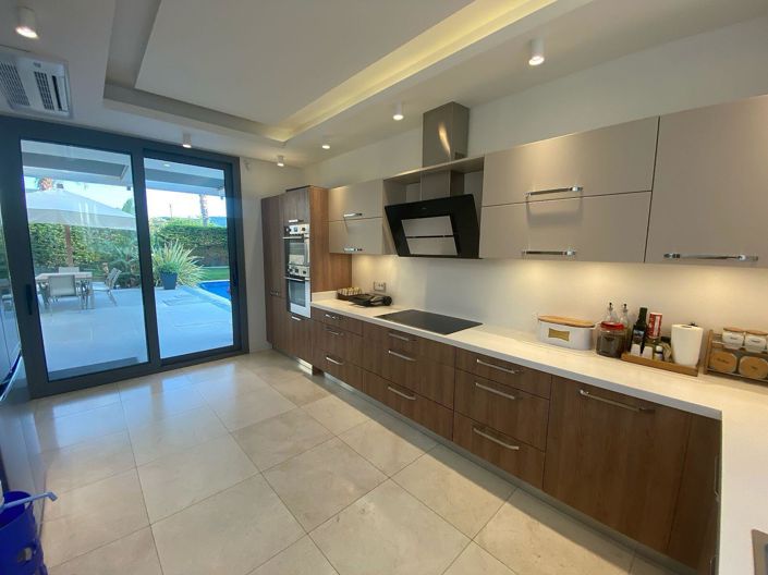 Image No.32-5 Bed House/Villa for sale