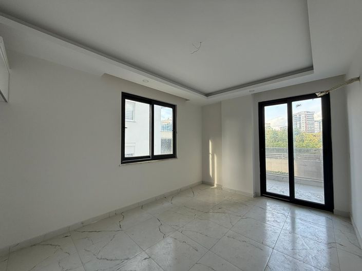 Image No.23-3 Bed Apartment for sale