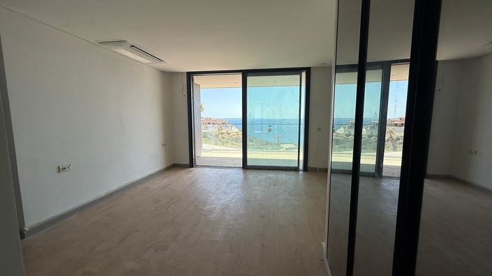 Image No.40-4 Bed House/Villa for sale