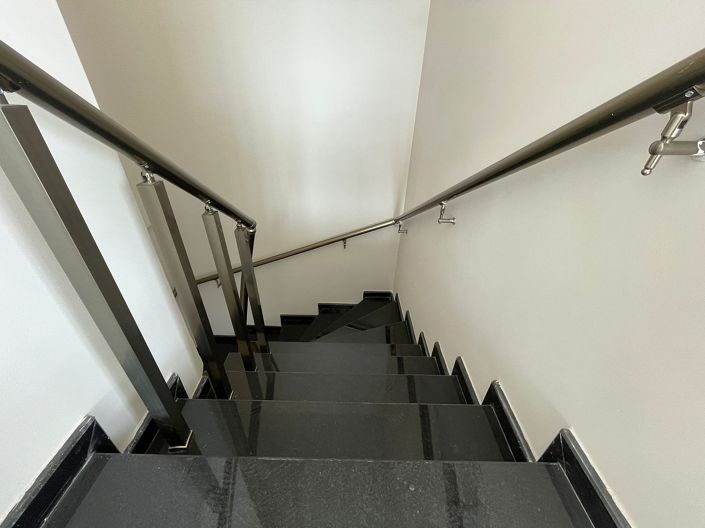 Image No.21-3 Bed Apartment for sale