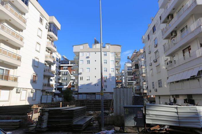 Image No.4-4 Bed Apartment for sale