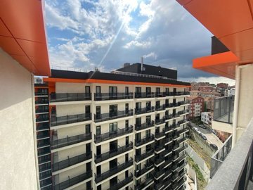 Exterior 4