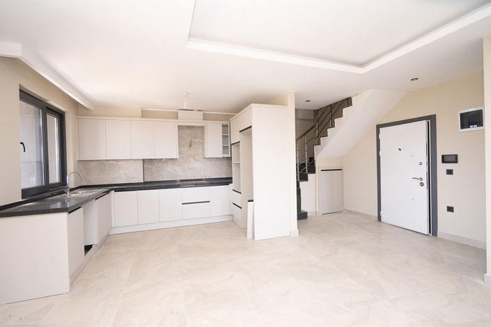 Image No.12-2 Bed Apartment for sale
