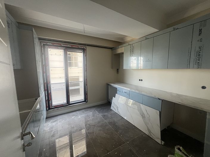 Image No.4-5 Bed Apartment for sale