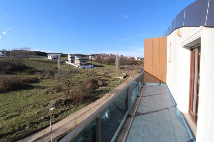 Image No.41-4 Bed Apartment for sale