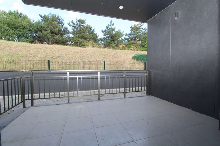 Image No.20-3 Bed Apartment for sale