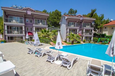 Exterior 3
