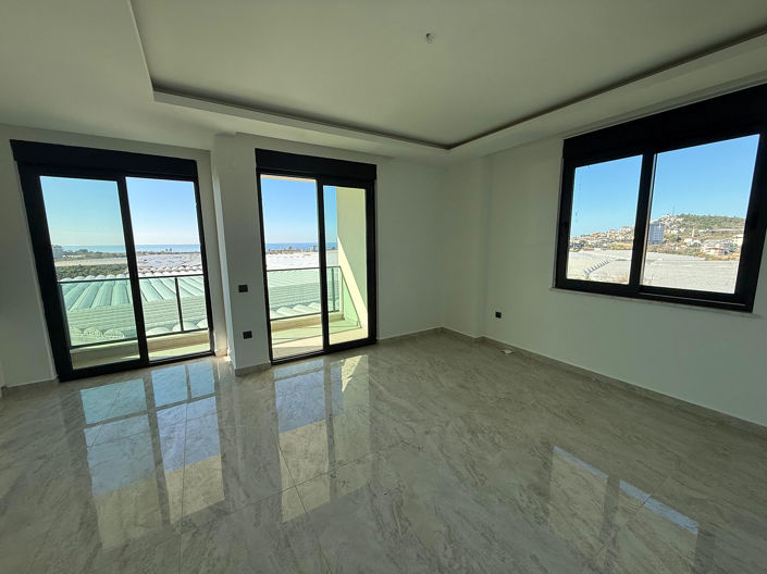 Image No.23-2 Bed Apartment for sale