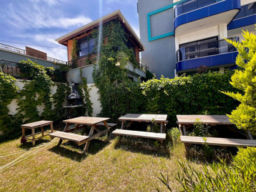 Exterior 10