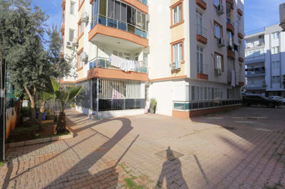 Exterior 3
