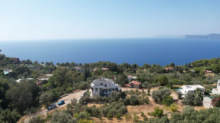 Image No.10-6 Bed House/Villa for sale