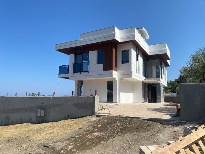 Image No.11-Maison / Villa de 6 chambres à vendre à Uzunyurt