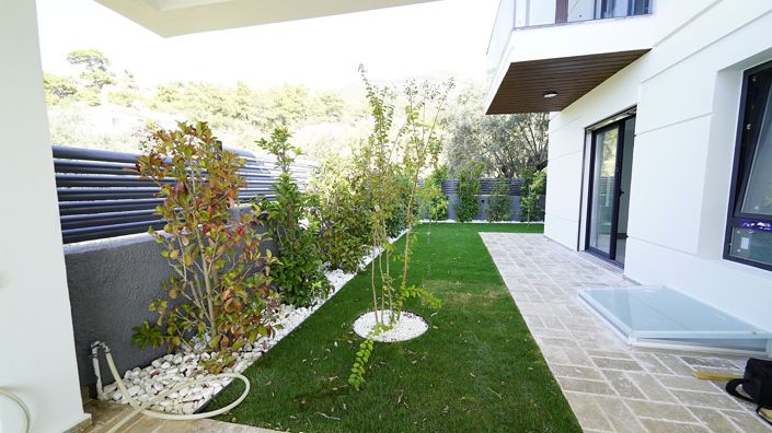 Image No.8-Maison / Villa de 6 chambres à vendre à Uzunyurt