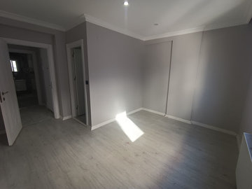 Interior 6