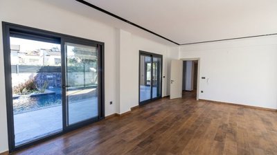 Interior 2